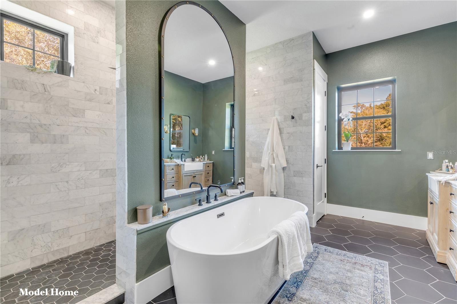 1382 - SEC 6 TWP 17 RNG 30 PART OF - Residential