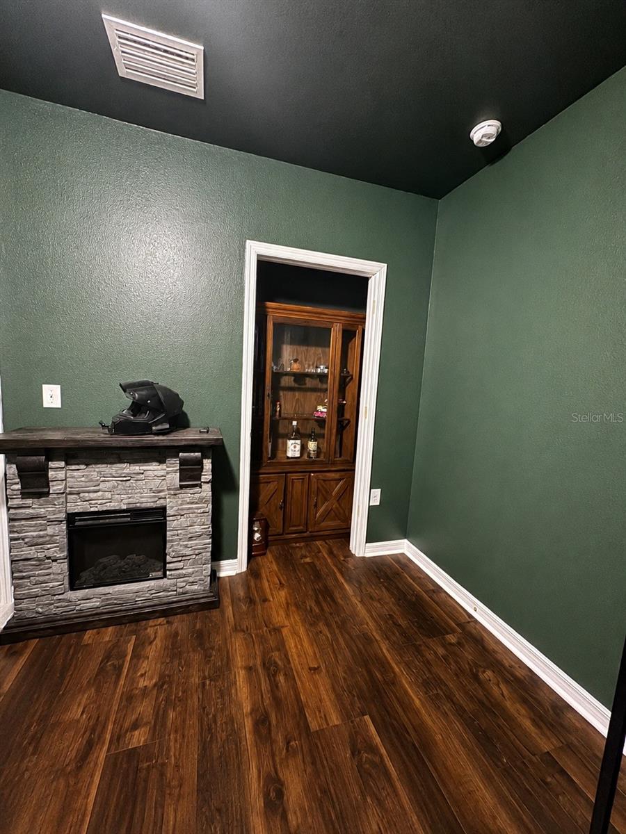COBBLESTONE NORTH - Residential