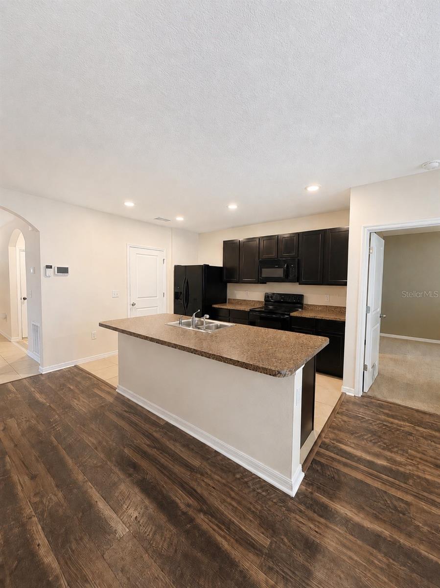 COBBLESTONE NORTH - Residential