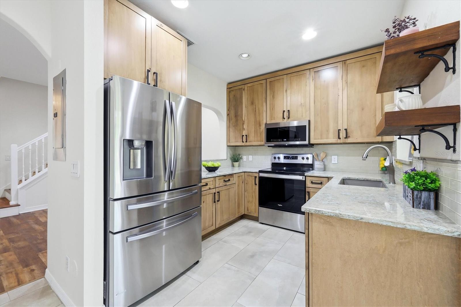 THE TWNHMS AT LIGHTHOUSE COVE III - Residential