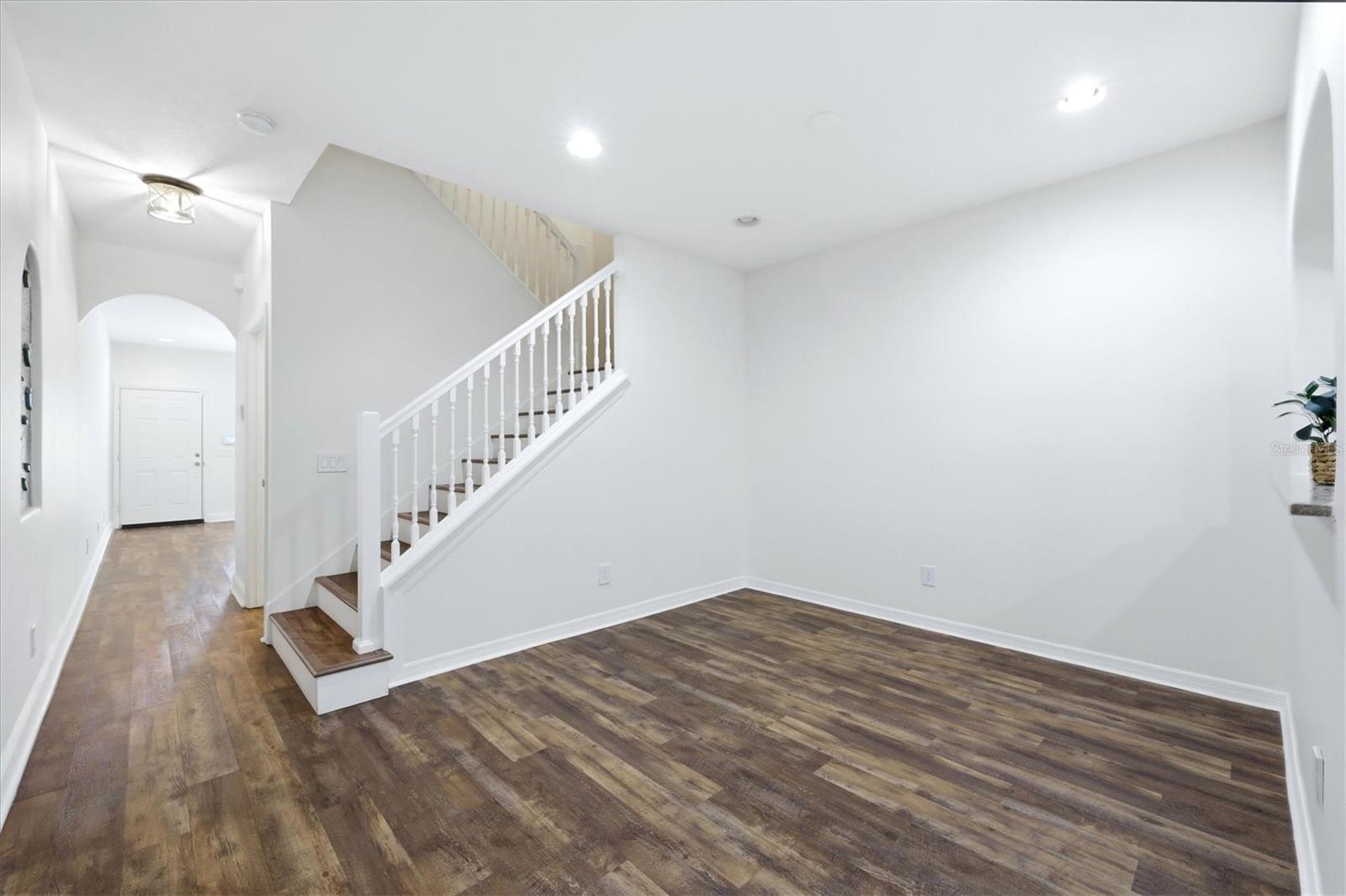 THE TWNHMS AT LIGHTHOUSE COVE III - Residential