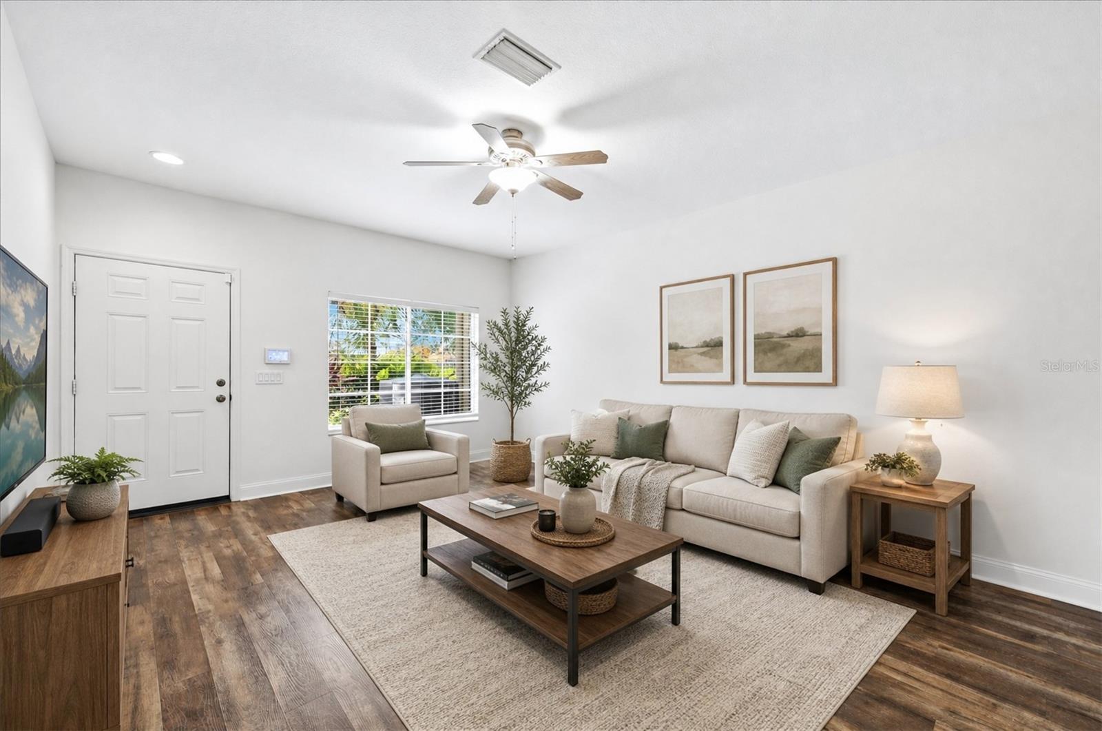 THE TWNHMS AT LIGHTHOUSE COVE III - Residential
