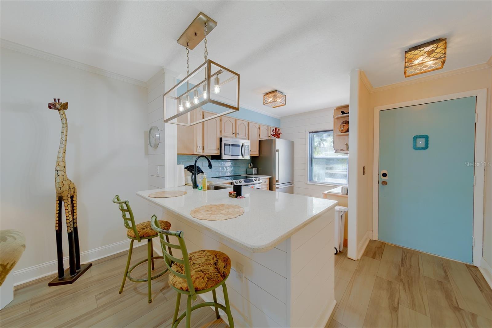 MISSION OAKS CONDO - Residential Lease