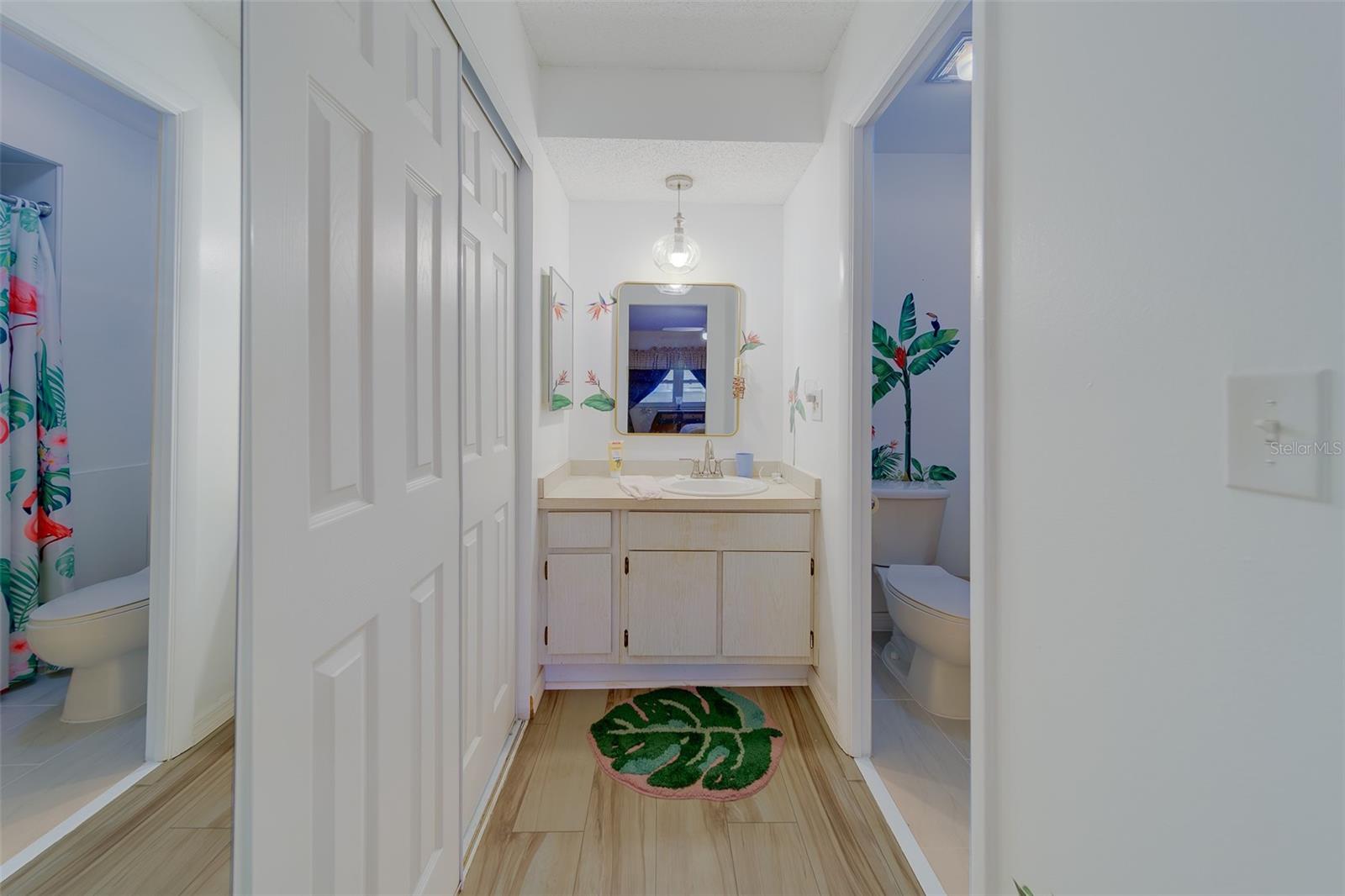 MISSION OAKS CONDO - Residential Lease