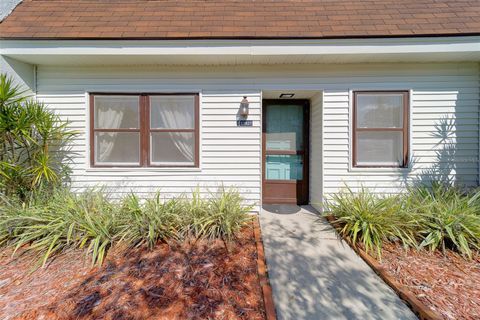 13827 MISSION OAKS BOULEVARD SEMINOLE FL 33776