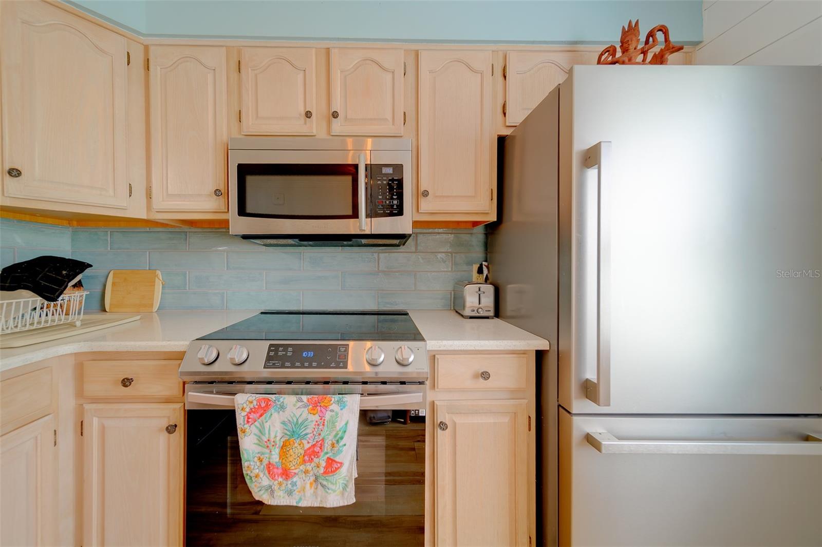 MISSION OAKS CONDO - Residential Lease