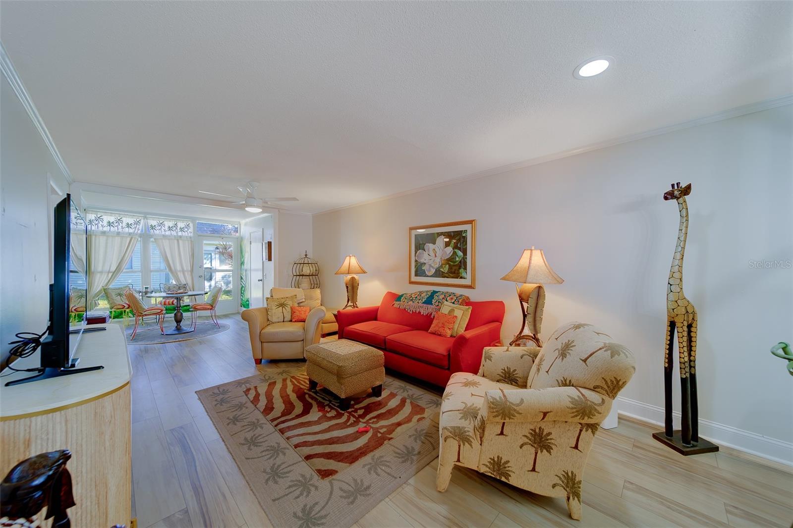 MISSION OAKS CONDO - Residential Lease