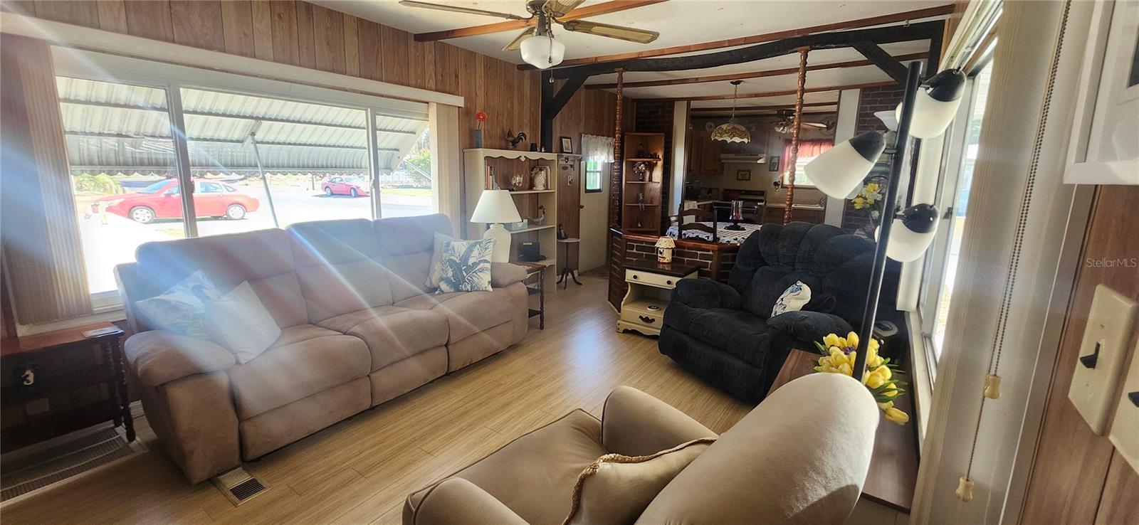 SUNSHINE PARK 01 - Residential