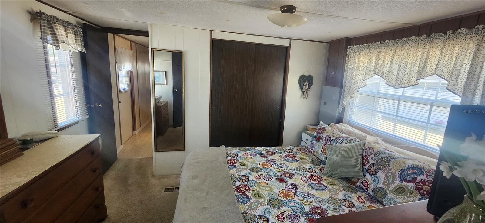 SUNSHINE PARK 01 - Residential