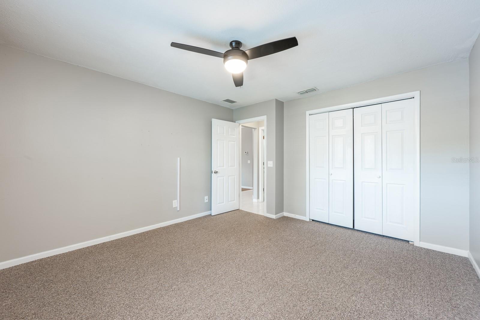 HUNTERS RESERVE A CONDO - Residential