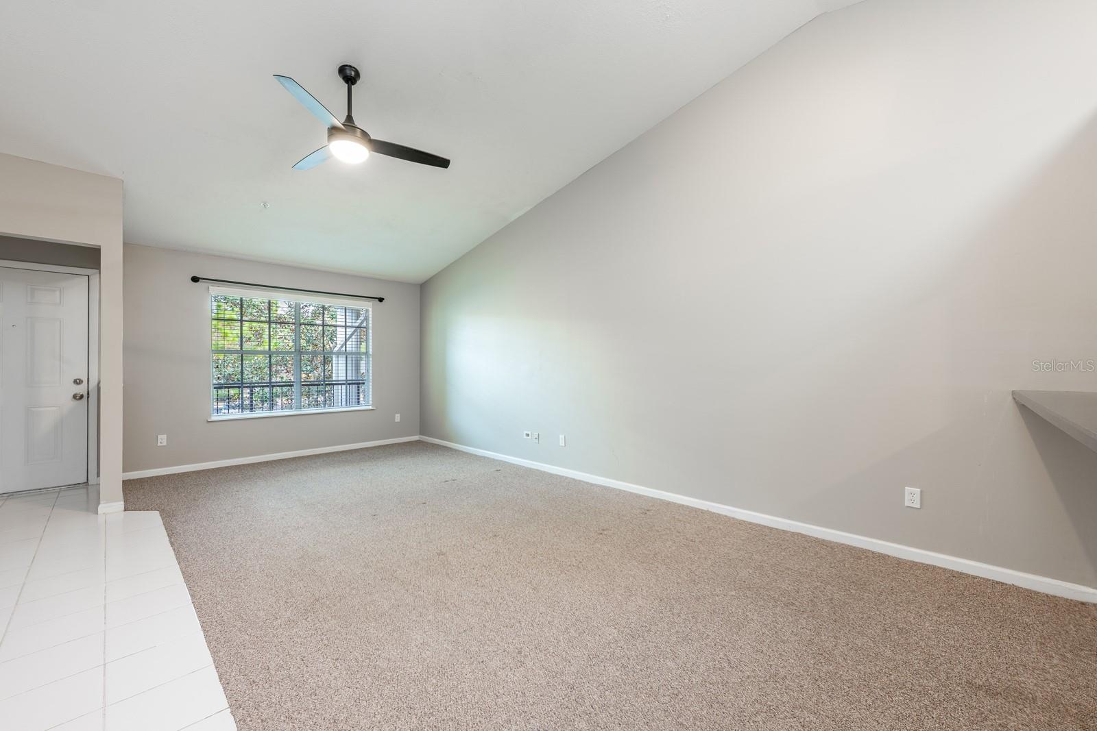 120 RESERVE CIRCLE 208