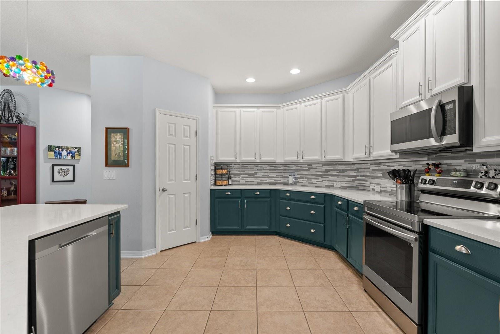 LAKE HEINIGER ESTATES - Residential