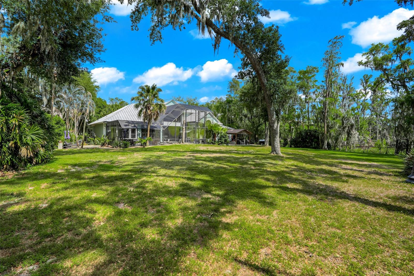 OSPREY POINTE SUB - Residential