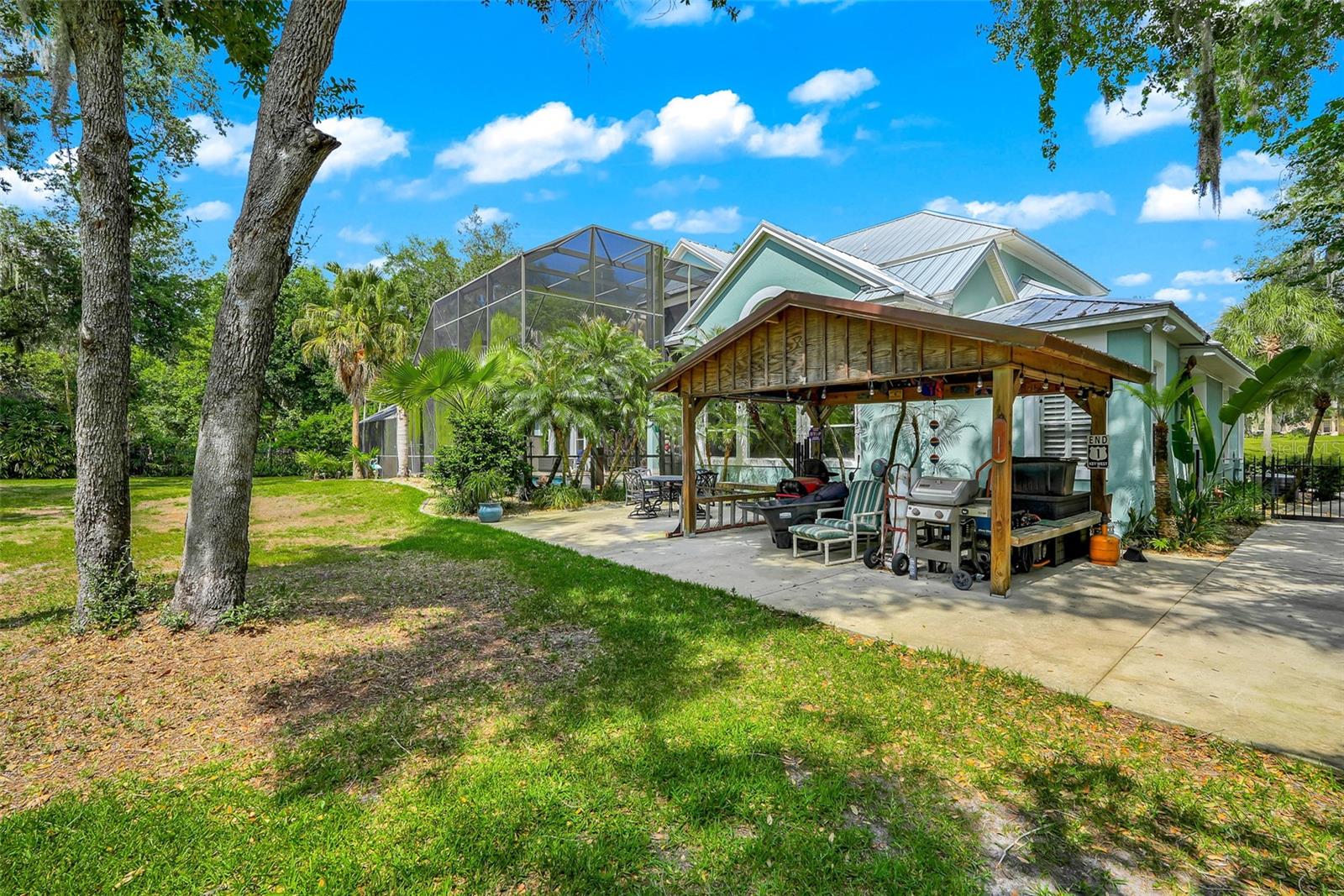 OSPREY POINTE SUB - Residential