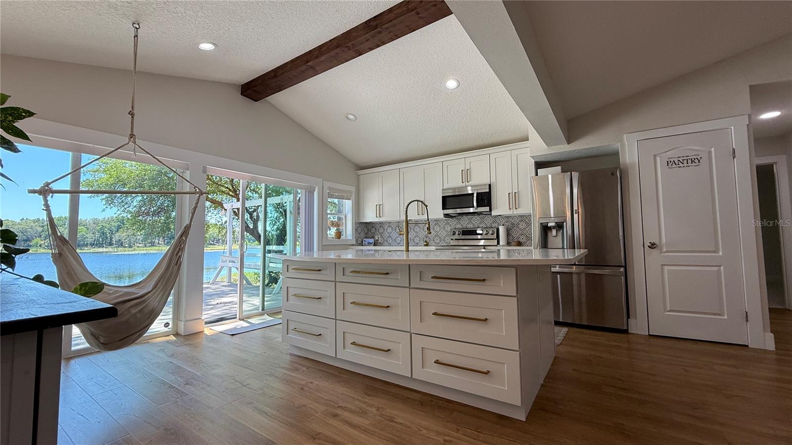 6428 LYNN ROAD