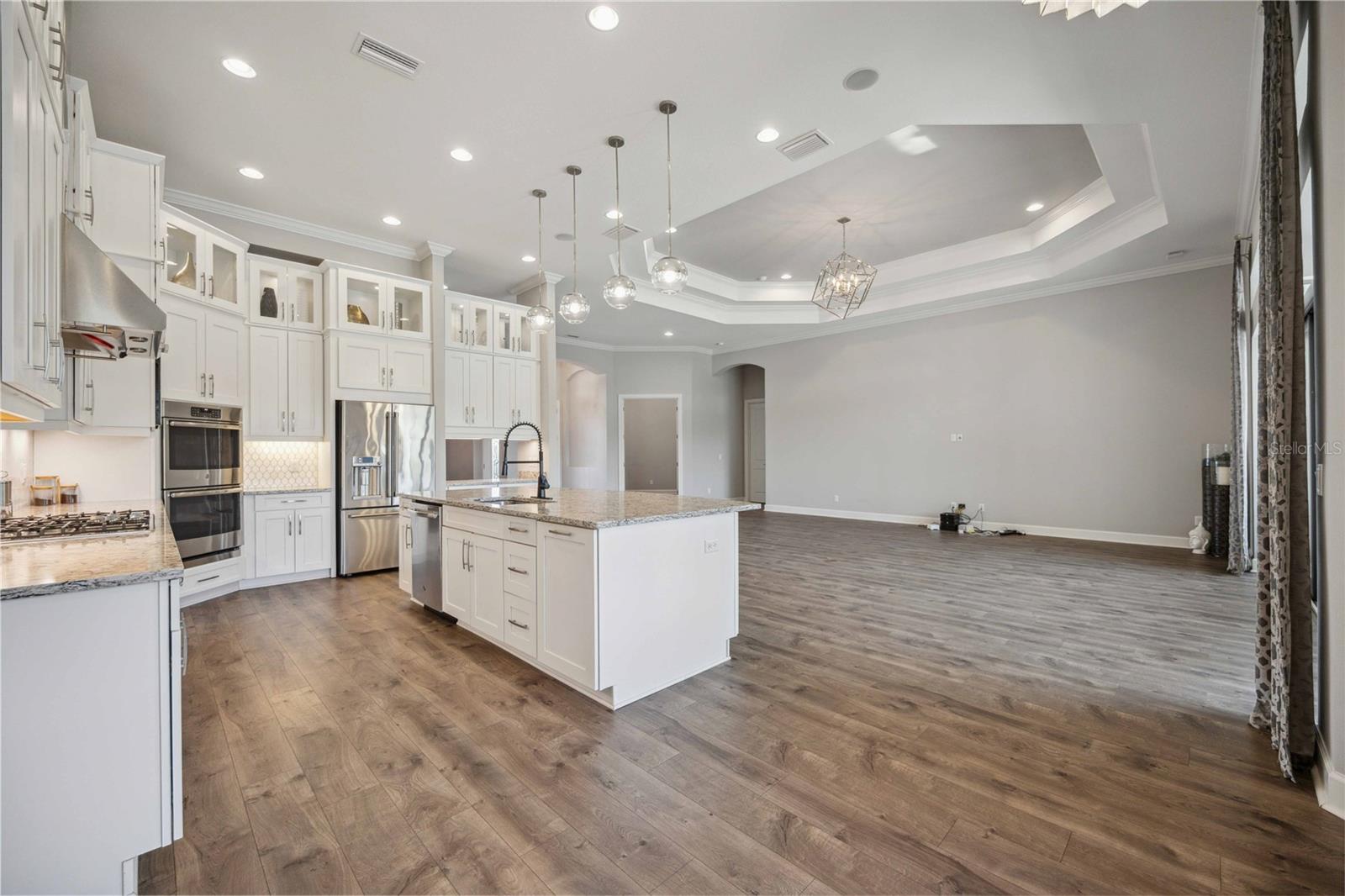 ESPLANADE PH V SUBPHASES A,B,C,D,E&F - Residential