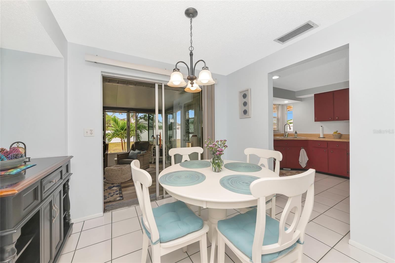 BAY VIEW MANOR - Residential