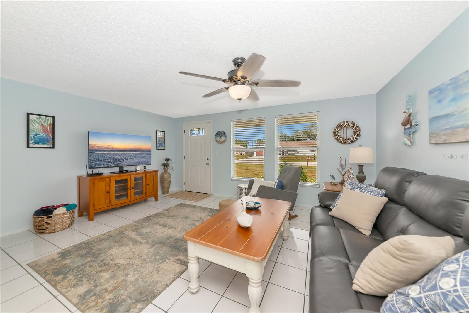 BAY VIEW MANOR - Residential