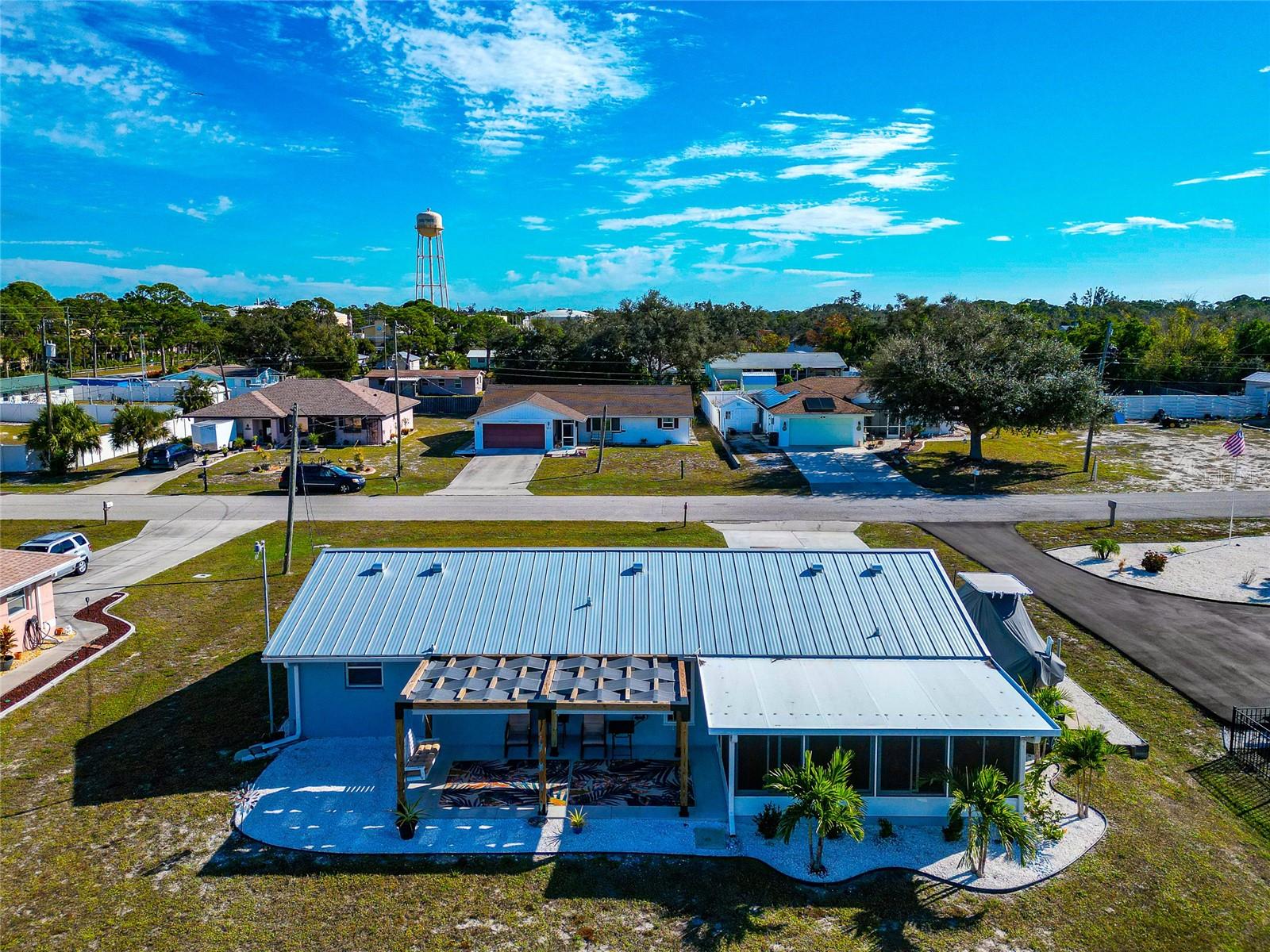 BAY VIEW MANOR - Residential