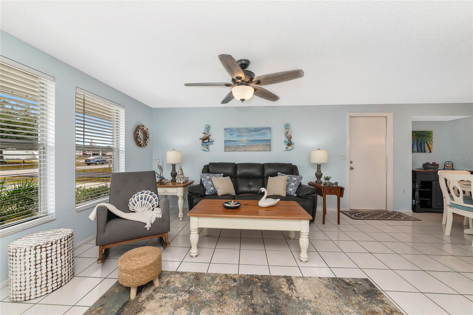 BAY VIEW MANOR - Residential