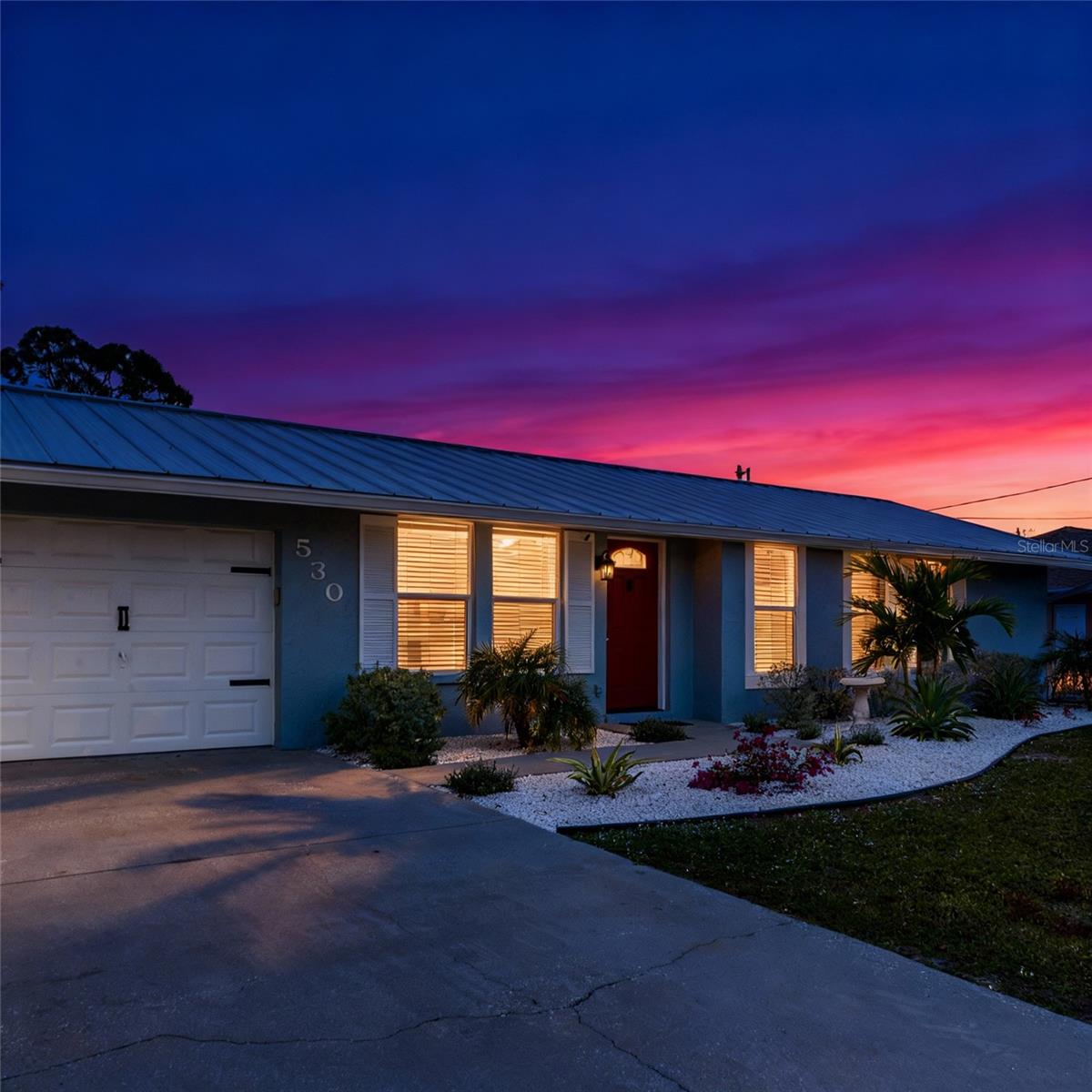 BAY VIEW MANOR - Residential