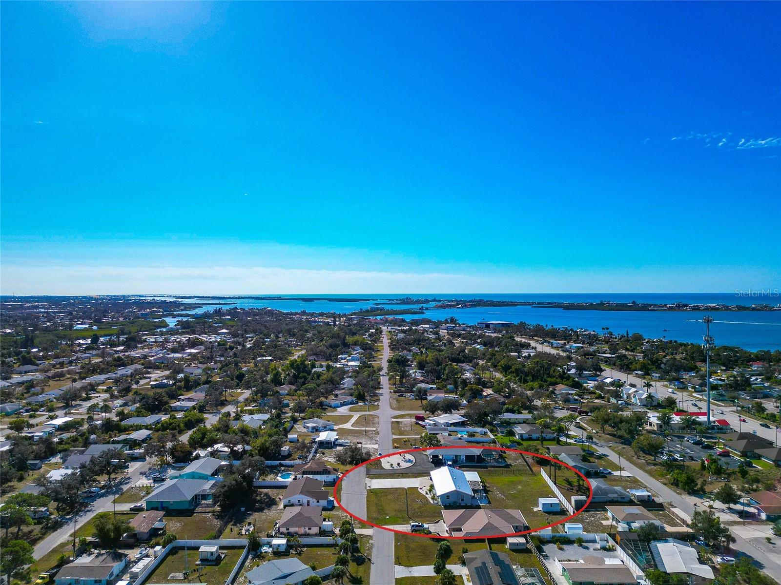 BAY VIEW MANOR - Residential