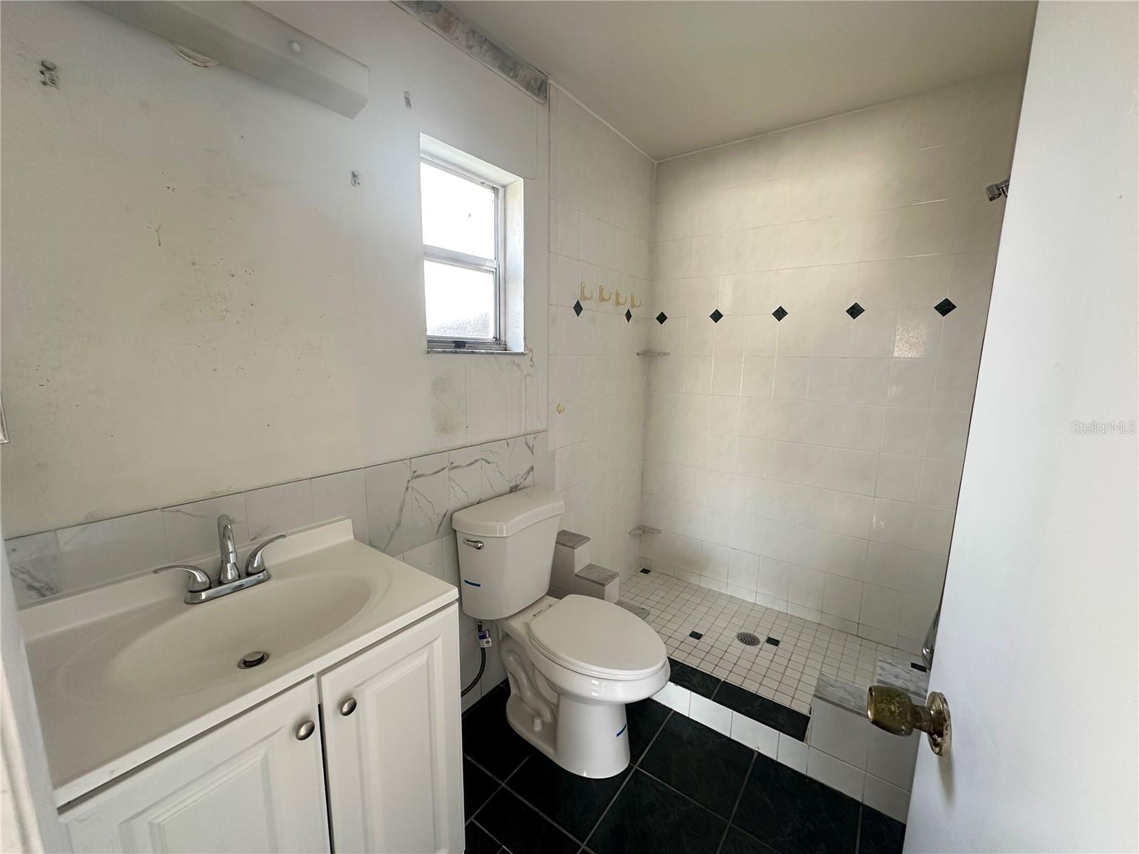 CARROLLWOOD MEADOWS UNIT V - Residential