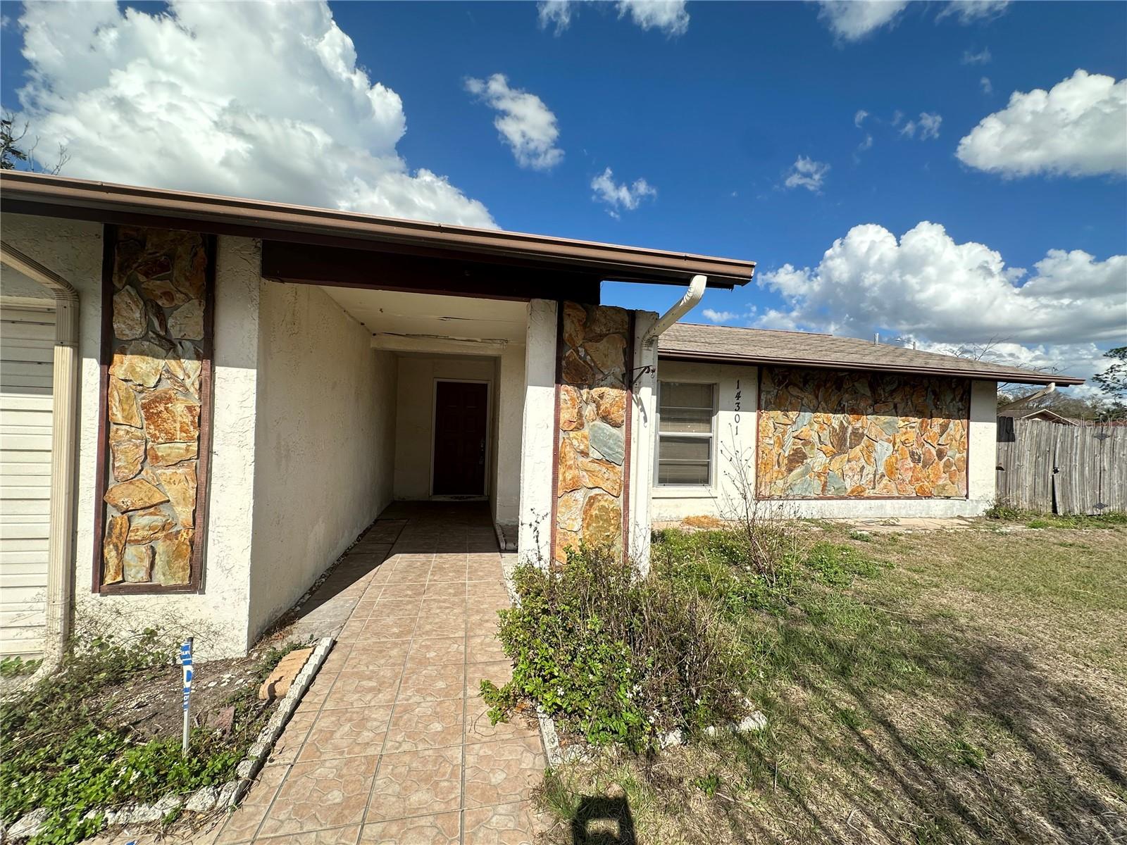 CARROLLWOOD MEADOWS UNIT V - Residential