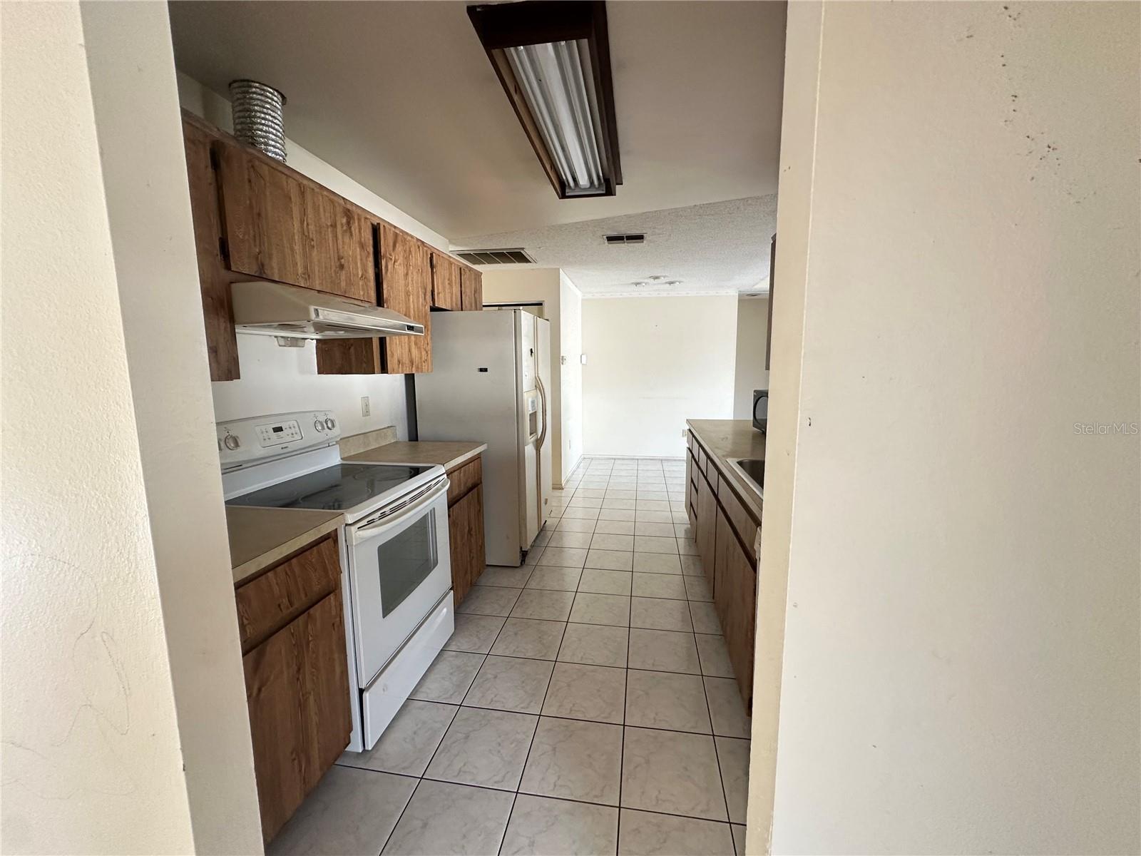 CARROLLWOOD MEADOWS UNIT V - Residential