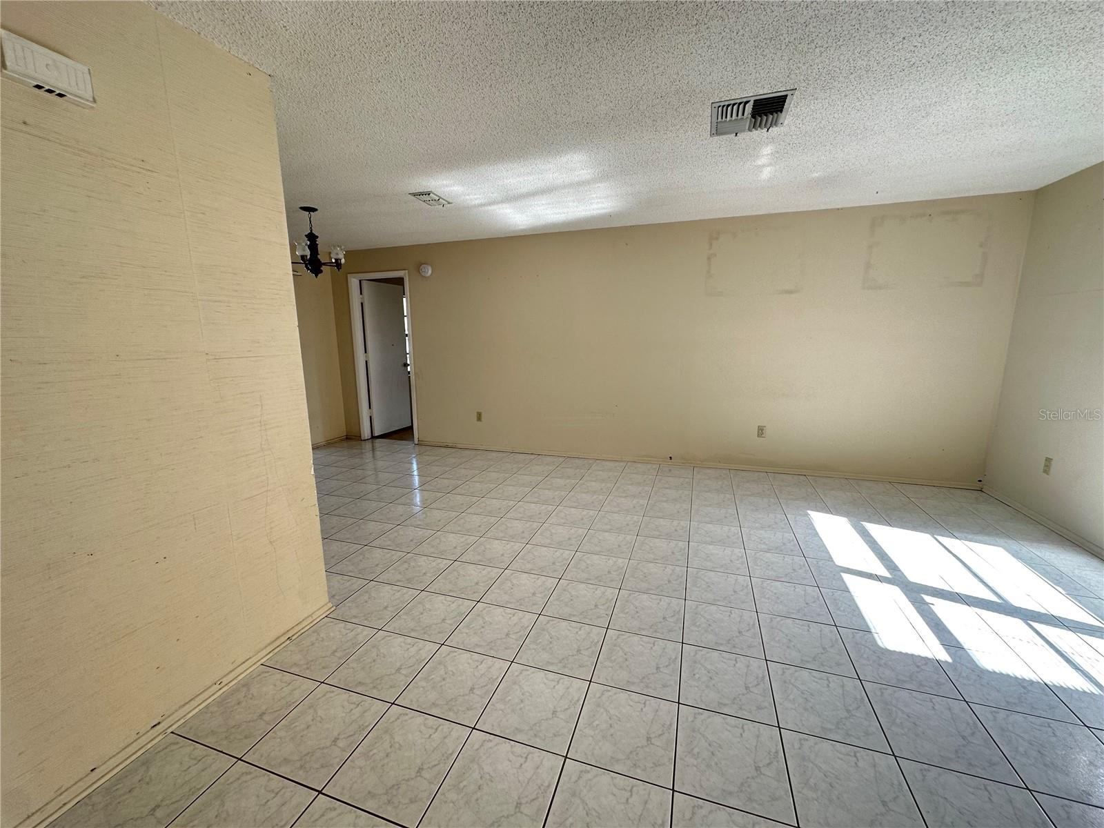 CARROLLWOOD MEADOWS UNIT V - Residential