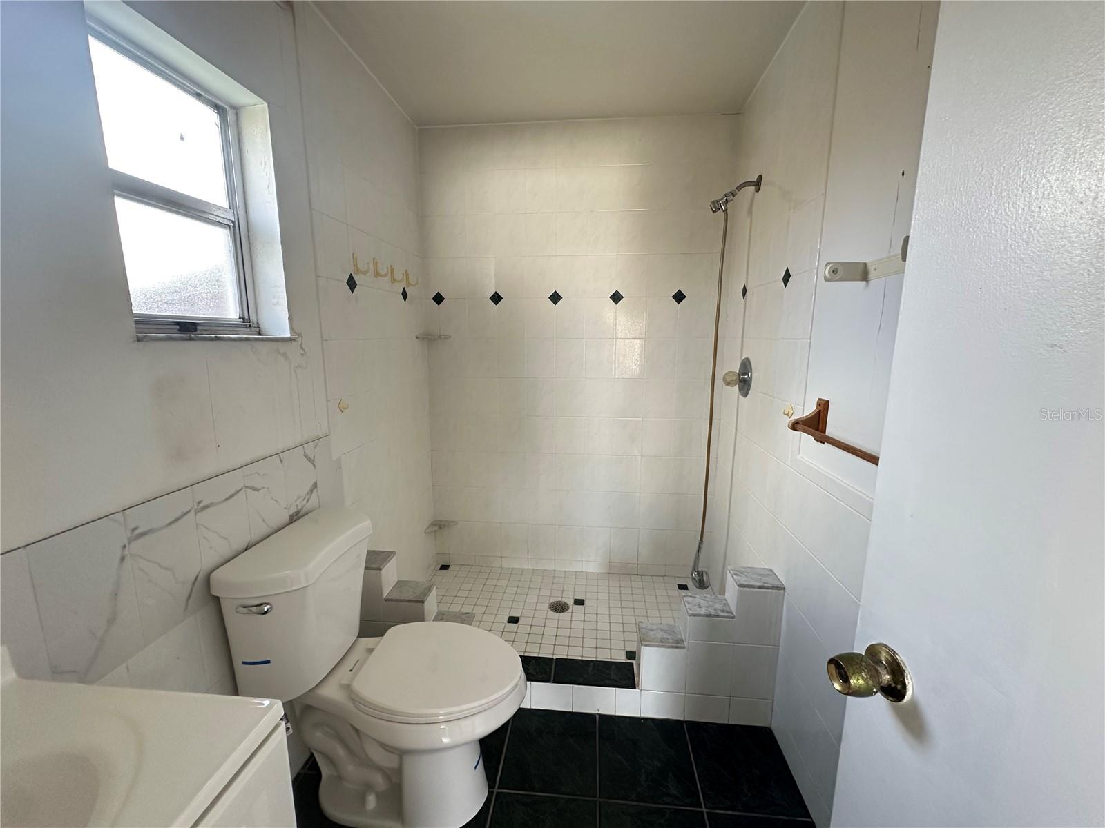 CARROLLWOOD MEADOWS UNIT V - Residential