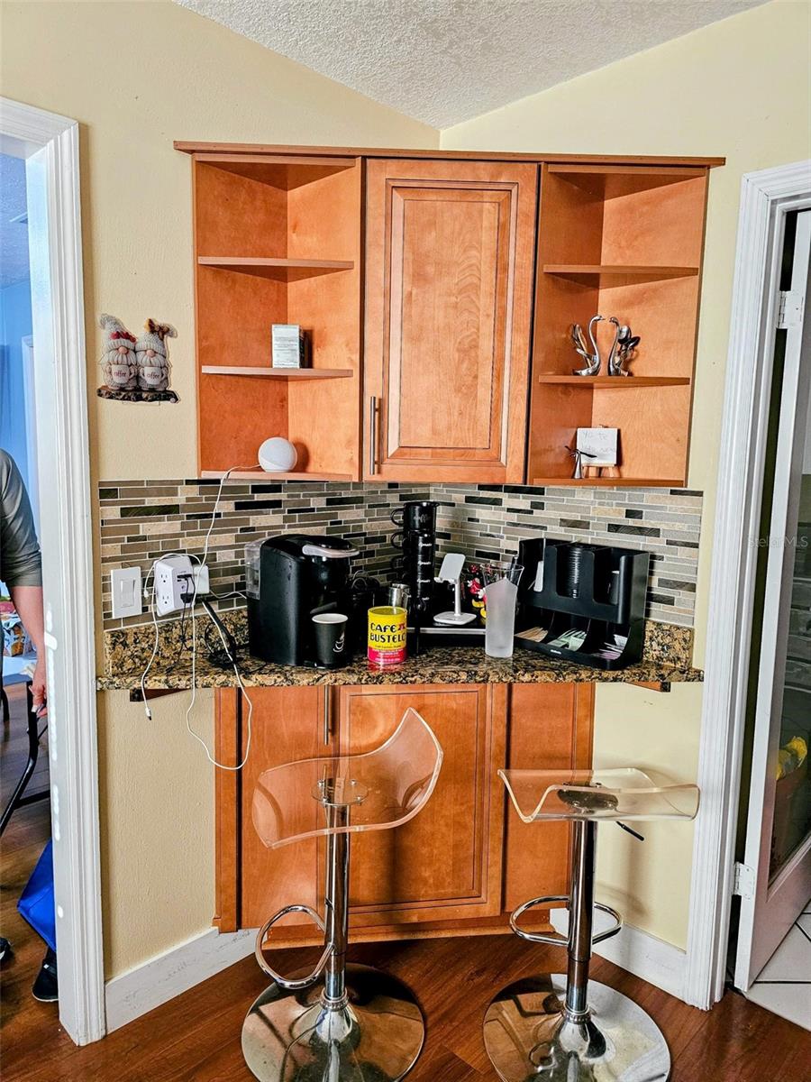 1206 WINDY RIDGE DRIVE