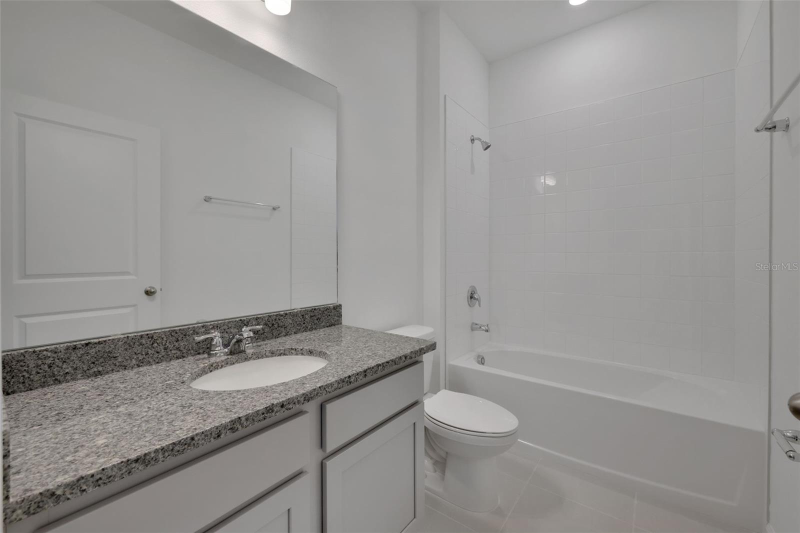 SEAPORT VILLAGE - Residential