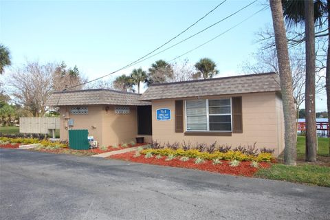 A home in CASSELBERRY