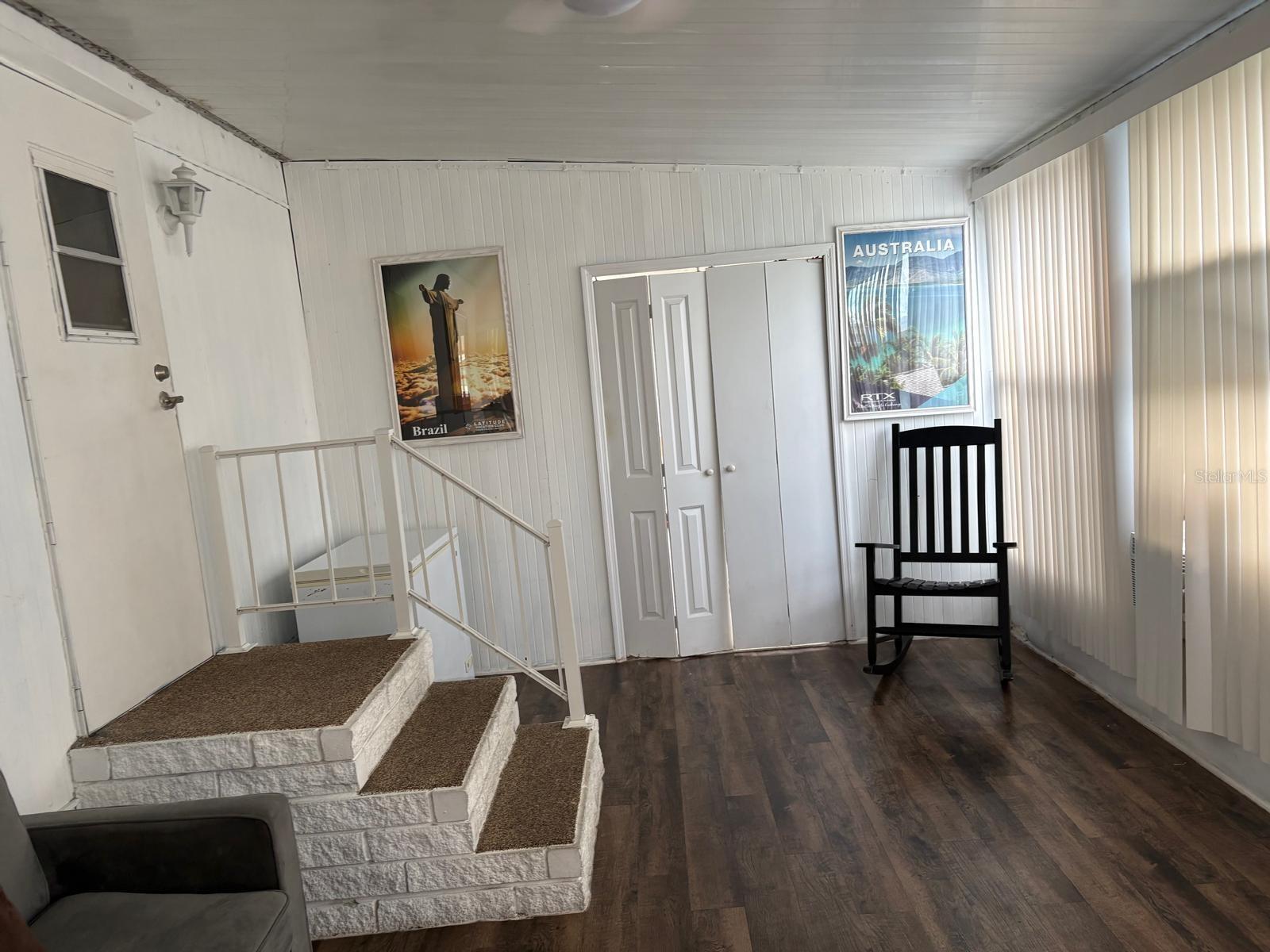 ROYAL PALM VILLAGE - Residential