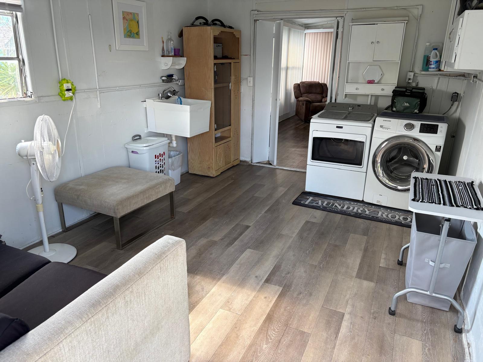 ROYAL PALM VILLAGE - Residential