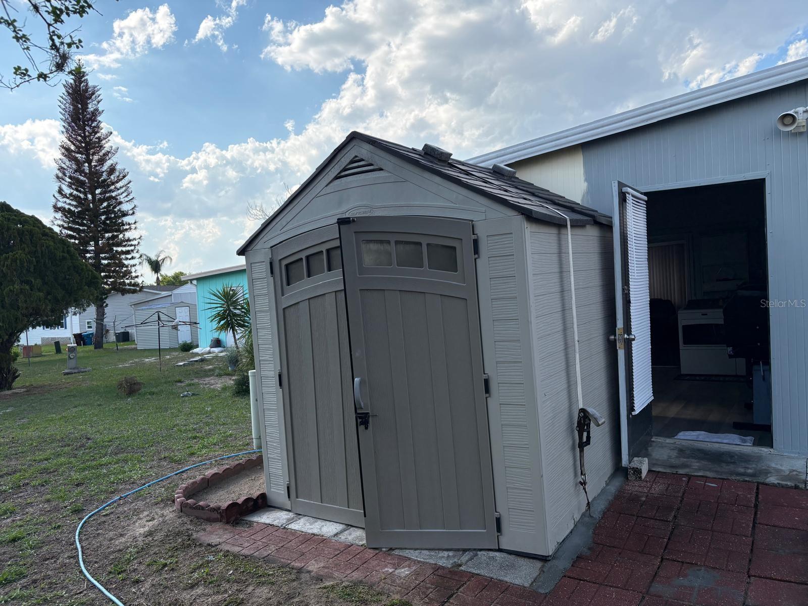 ROYAL PALM VILLAGE - Residential