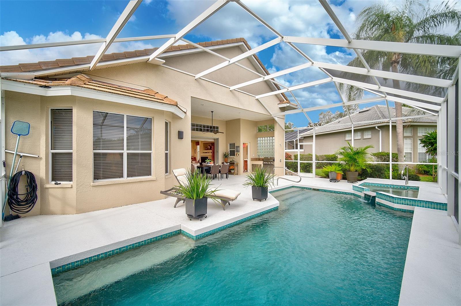 UNIVERSITY PARK - Residential