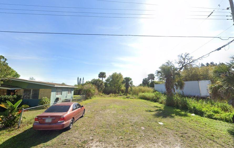 Photo of 808 NE 15th Avenue, Okeechobee, FL 34972 (MLS # A4697458)