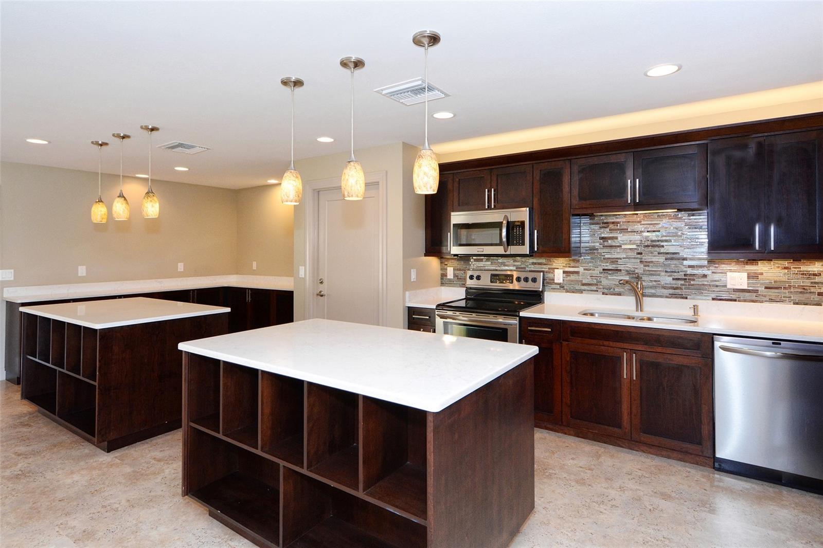 ISLAND REEF II PH 1 2 & 3 - Residential