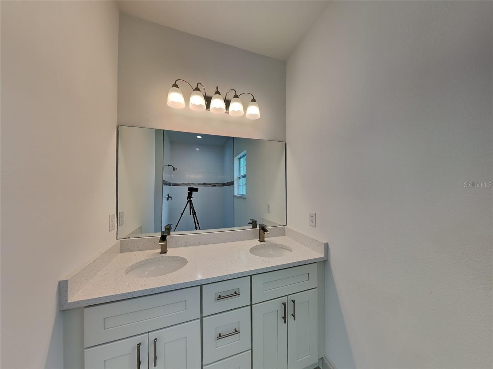 CITRUS SPGS UNIT 22 - Residential Lease