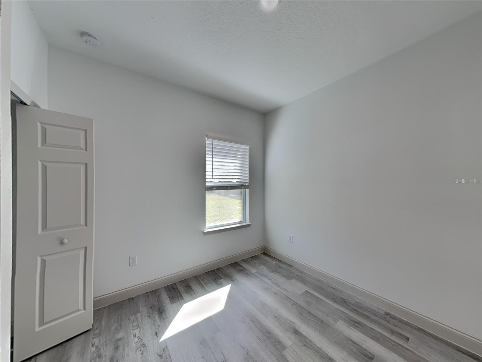 CITRUS SPGS UNIT 22 - Residential Lease