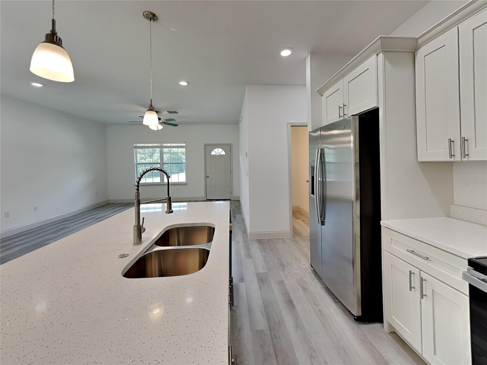 CITRUS SPGS UNIT 22 - Residential Lease