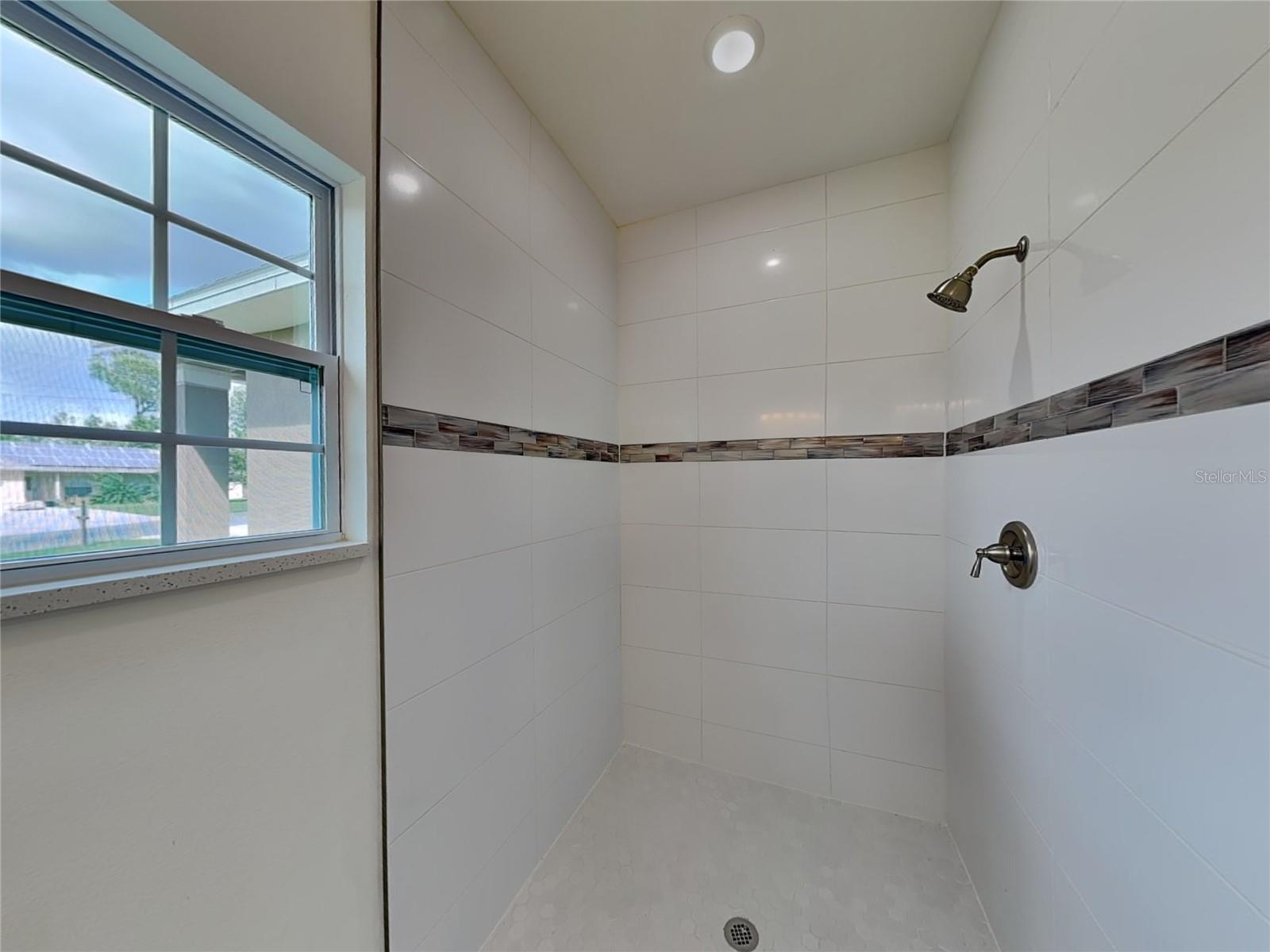 CITRUS SPGS UNIT 22 - Residential Lease