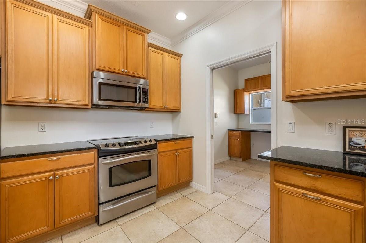 04 FAIRWAYS - Residential