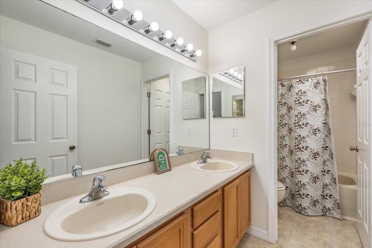 04 FAIRWAYS - Residential