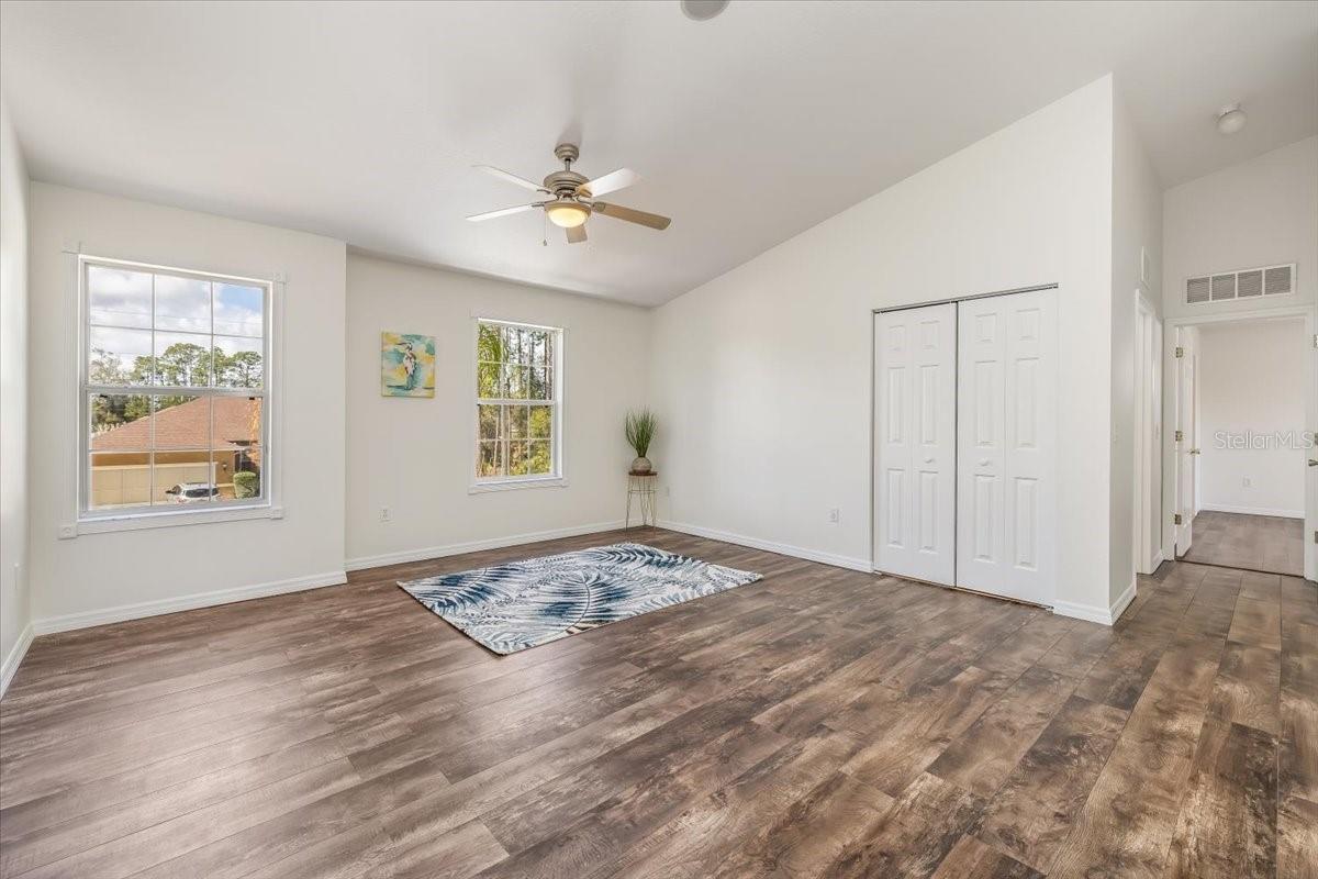 04 FAIRWAYS - Residential