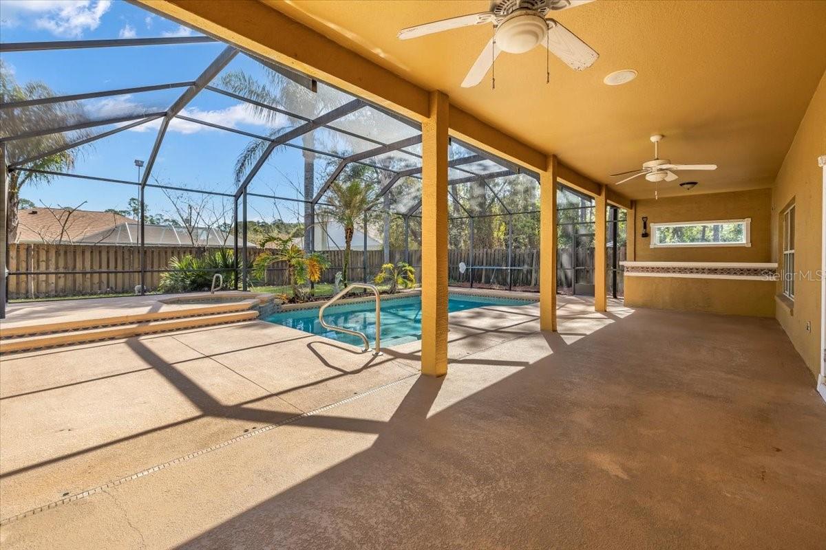 04 FAIRWAYS - Residential