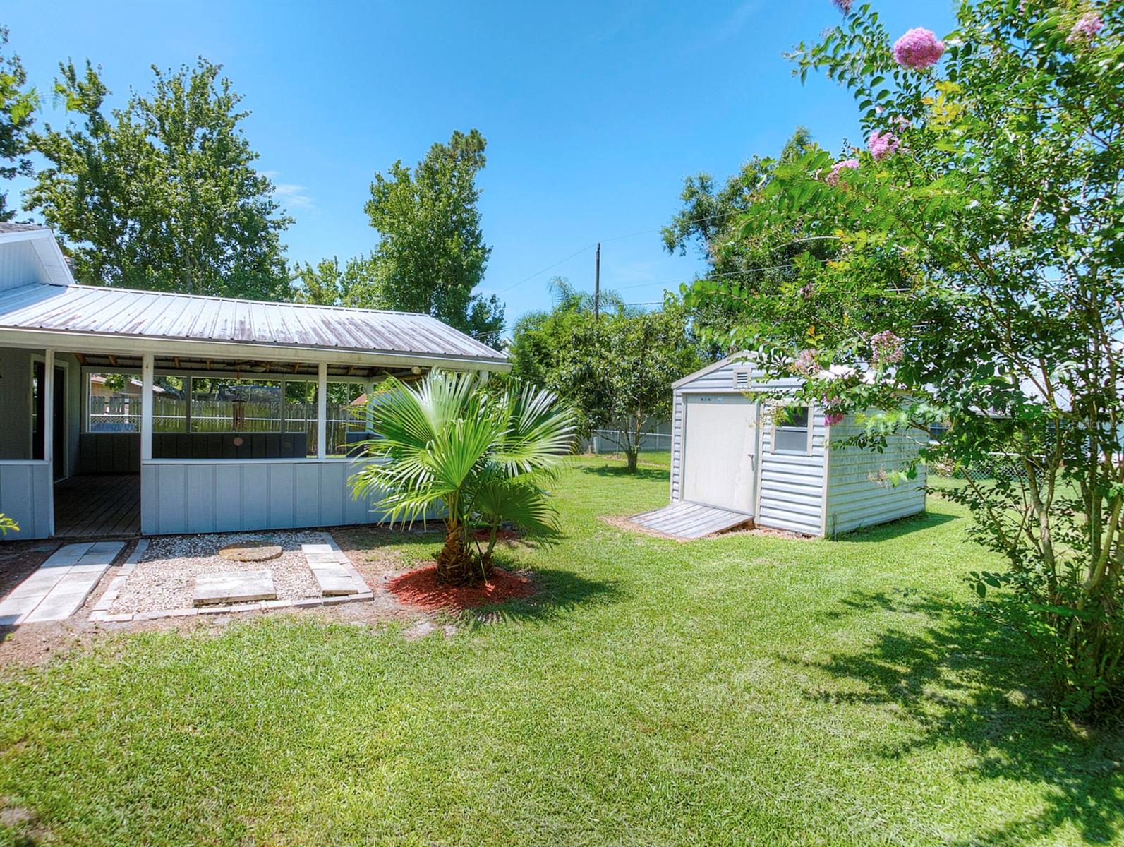 Florida Shores 01 - Residential