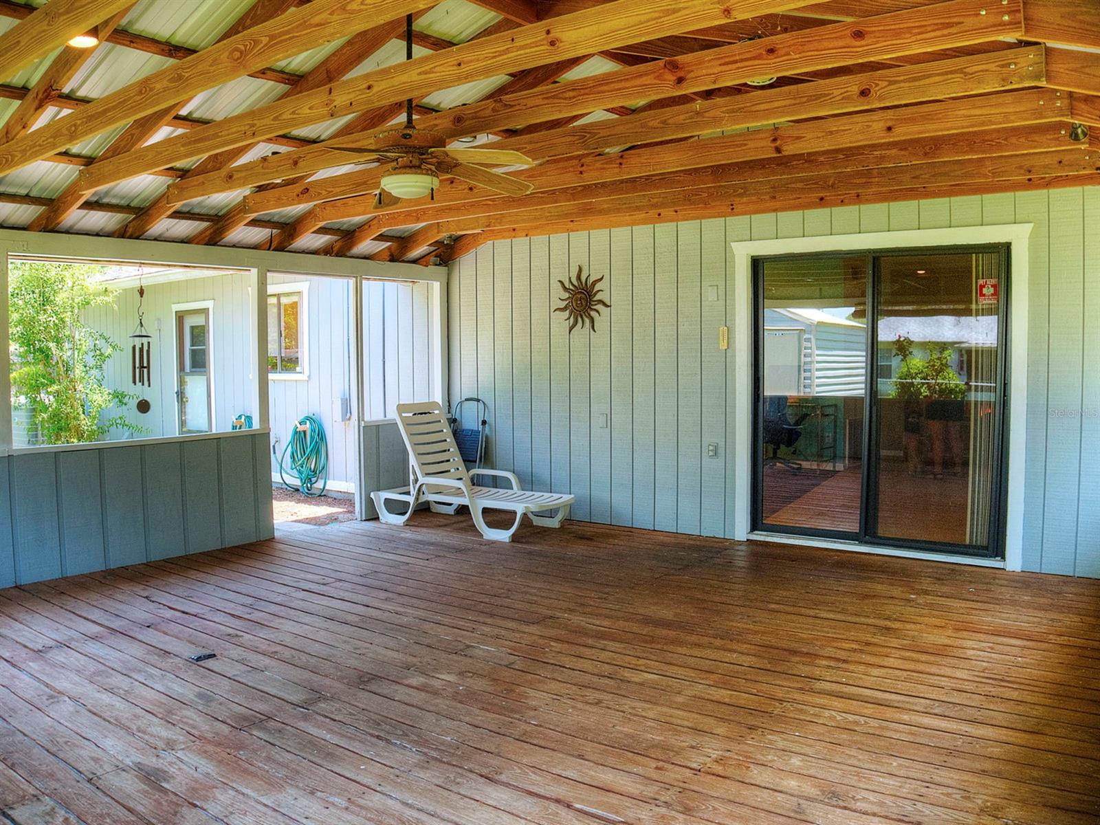 Florida Shores 01 - Residential